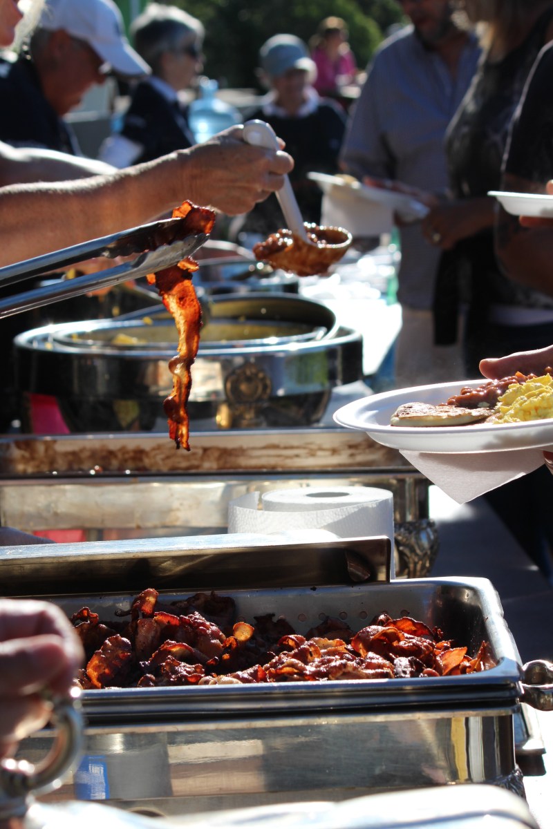 Island Breakfast event breakfast being served